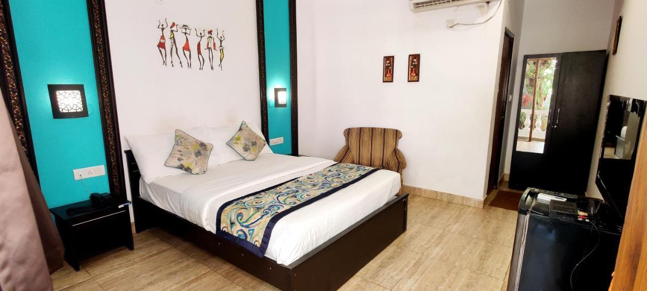 Wtf My House Hotel Baga Ngoại thất bức ảnh