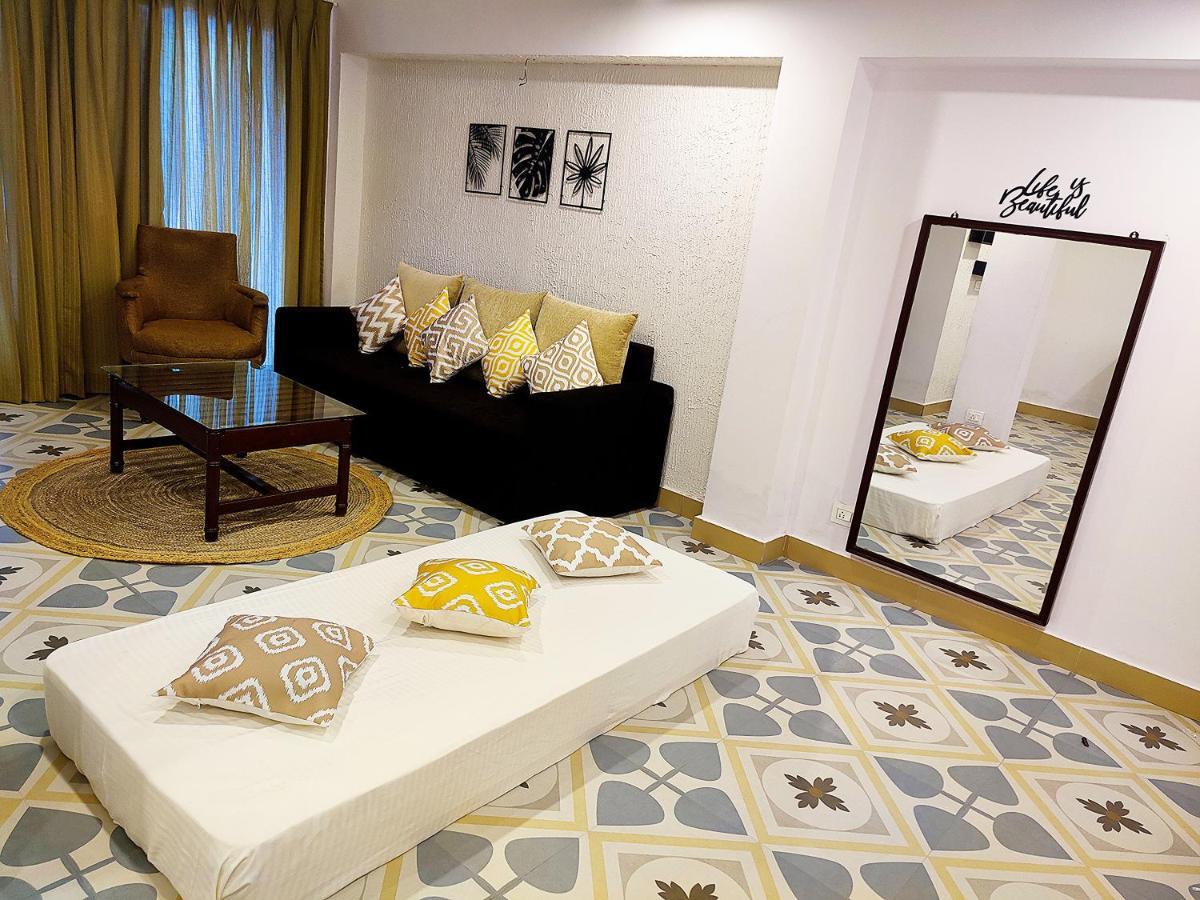 Wtf My House Hotel Baga Ngoại thất bức ảnh