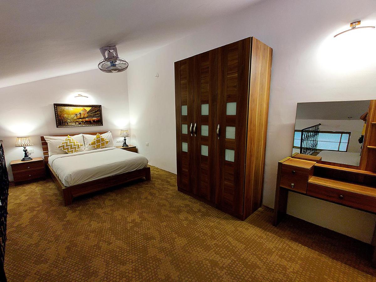 Wtf My House Hotel Baga Ngoại thất bức ảnh