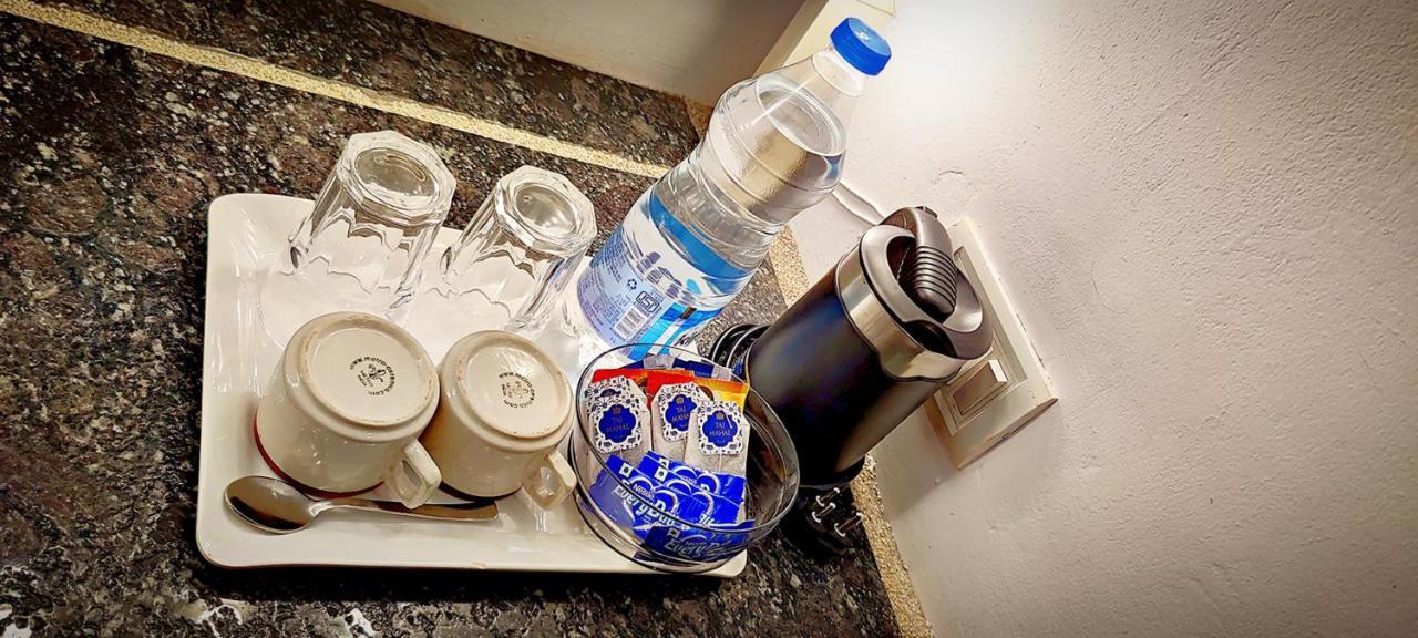 Wtf My House Hotel Baga Ngoại thất bức ảnh