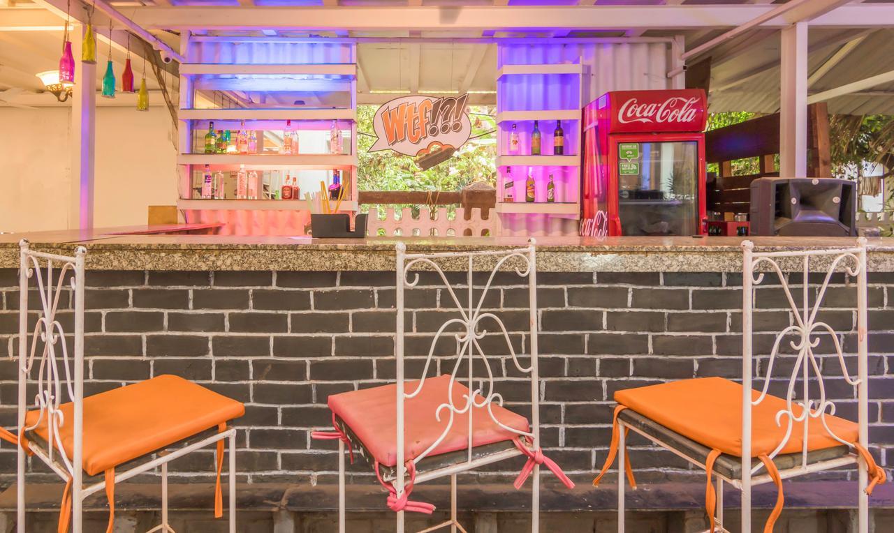 Wtf My House Hotel Baga Ngoại thất bức ảnh